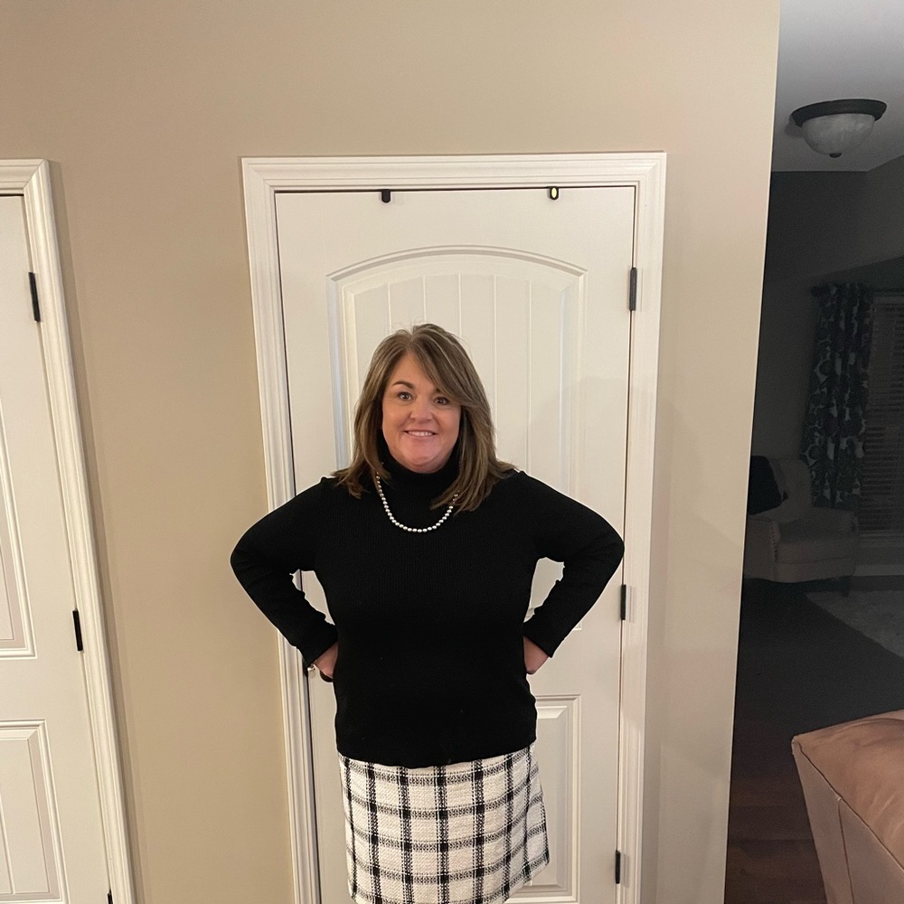 Meet your Posher, Lisa